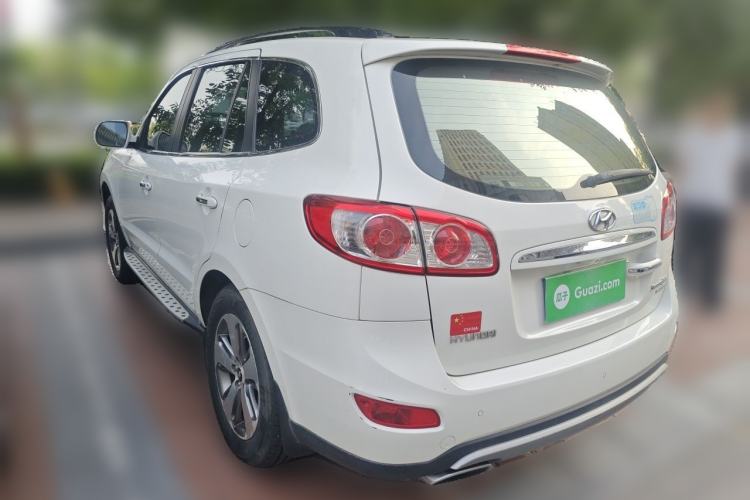 Used Hyundai Santa Fe Classic 2012 2.4 Ultimate Edition 7-Seater Four-Wheel Drive Rear Left 45 Deg
