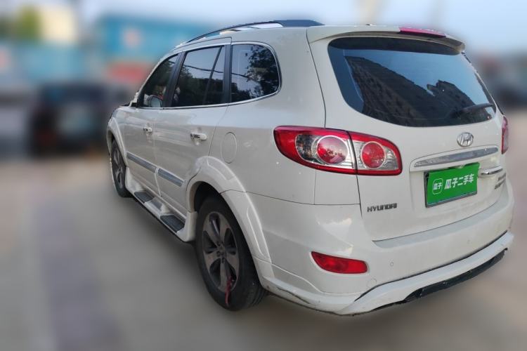 Used Hyundai Santa Fe Classic 2012 2.4 Ultimate Edition 7-Seater Four-Wheel Drive Rear Left 45 Deg