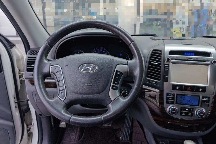 Used Hyundai Santa Fe Classic 2012 2.4 Comfort Edition 7-Seater Four-Wheel Drive Steering Wheel