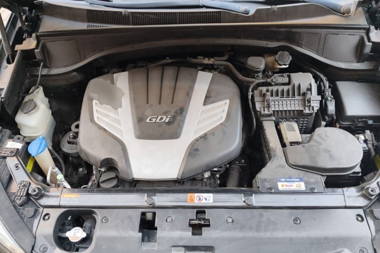 Used Hyundai Santa Fe Classic 2013 3.0L 4x4 Flagship Edition 7 Seats Euro IV Engine Bay