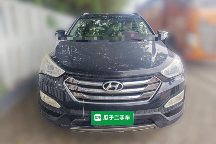 Used Hyundai Santa Fe Classic 2013 3.0L 4x4 Premium Edition 7-Seater Euro IV Front