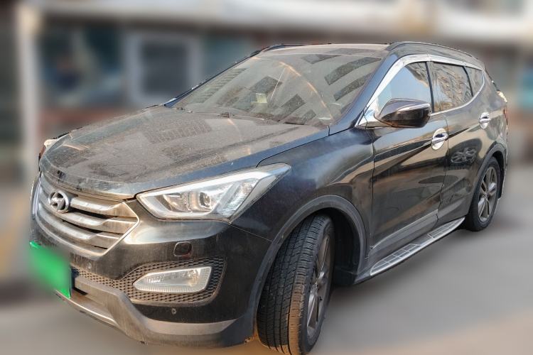 Used Hyundai Santa Fe Classic 2013 3.0L 4x4 Flagship Edition 7 Seats Euro IV Front Left 45 Deg