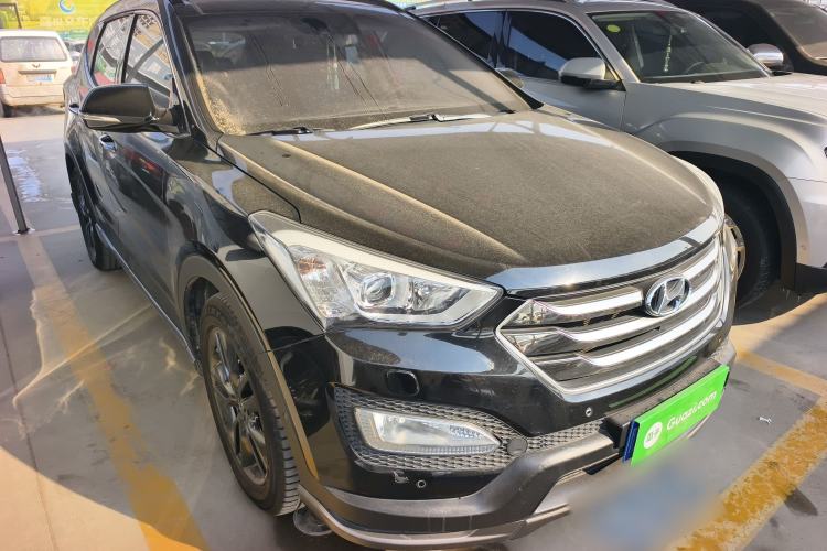 Used Hyundai Santa Fe Classic 2013 Revised Version 3.0L Four-Wheel Drive Flagship Edition Euro V Front Right 45 Deg