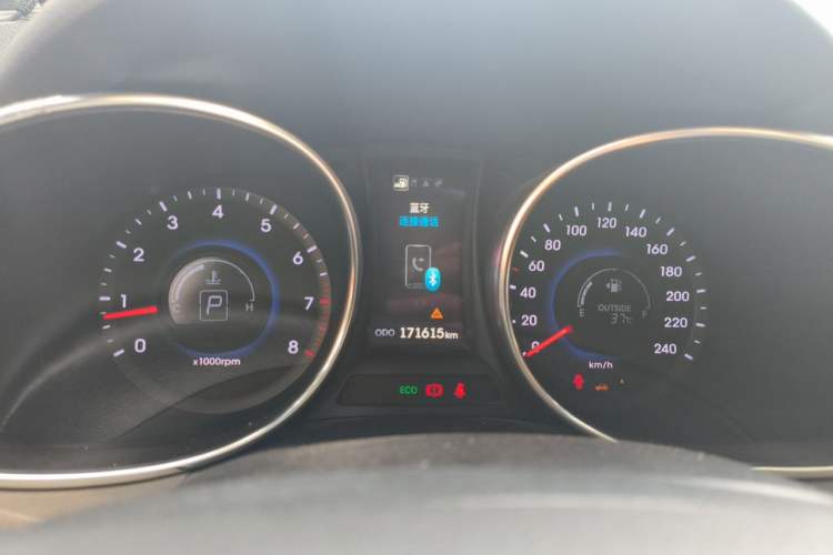 Used Hyundai Santa Fe Classic 2013 3.0L Four-Wheel Drive Comfort Edition 7 Seats Euro IV Instrument Cluster