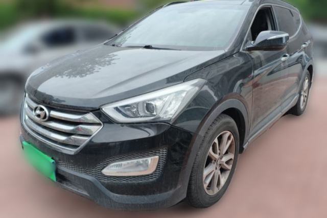 Used Hyundai Santa Fe Classic 2013 Facelift 3.0L 4x4 Comfort Edition with Navigation Euro IV compliant