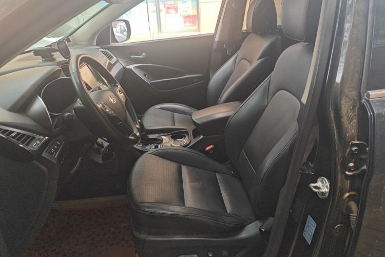 Used Hyundai Santa Fe Classic 2013 Revised Version 3.0L Four-Wheel Drive Flagship Edition Euro IV Left Front Seat