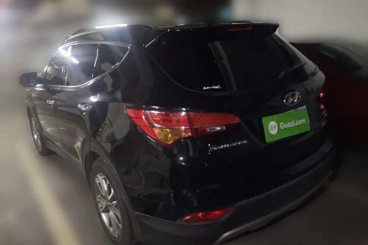 Used Hyundai Santa Fe Classic 2013 3.0L Four-Wheel Drive Comfort Edition 7 Seats Euro IV Rear Left 45 Deg