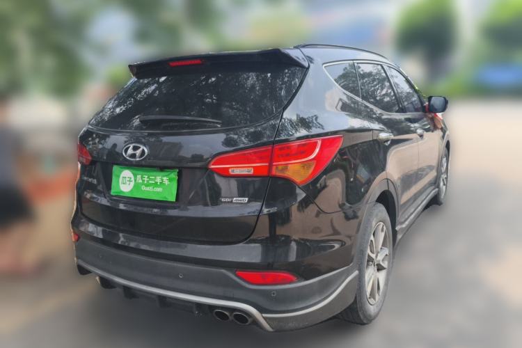 Used Hyundai Santa Fe Classic 2013 3.0L Four-Wheel Drive Comfort Edition 7 Seats Euro IV Rear Right 45 Deg