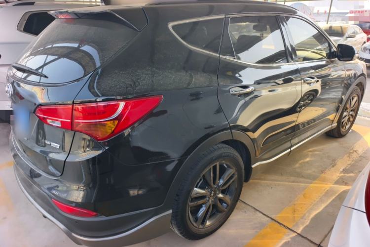 Used Hyundai Santa Fe Classic 2013 Revised Version 3.0L Four-Wheel Drive Flagship Edition Euro V Rear Right 45 Deg