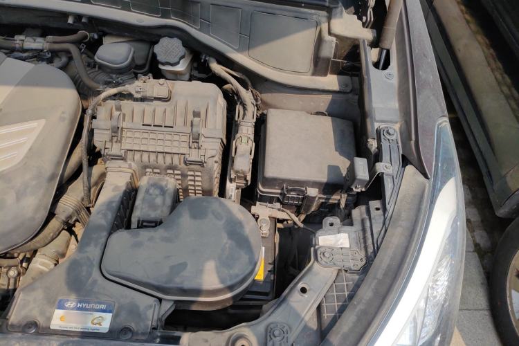 Used Hyundai Santa Fe Classic 2013 3.0L 4x4 Luxury Edition 7 Seats Euro V Engine Bay Left