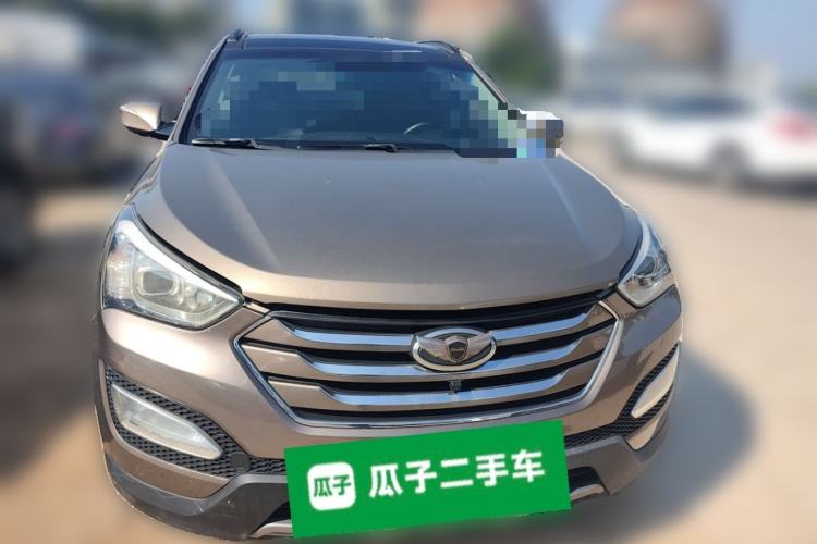 Used Hyundai Santa Fe Classic 2013 3.0L 4x4 Comfort Edition with Navigation 7 Seats Euro IV Front