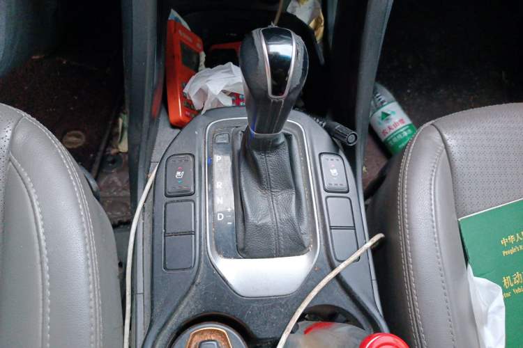 Used Hyundai Santa Fe Classic 2013 Facelift 3.0L Four-Wheel Drive Deluxe Version Euro V Gear Lever