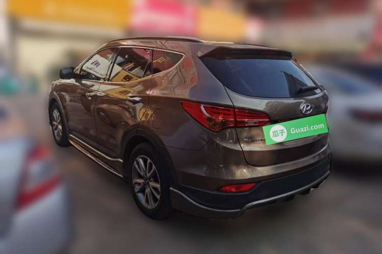 Used Hyundai Santa Fe Classic 2013 2.2T Four-Wheel Drive Comfort Edition with Navigation 7 Seats Rear Left 45 Deg