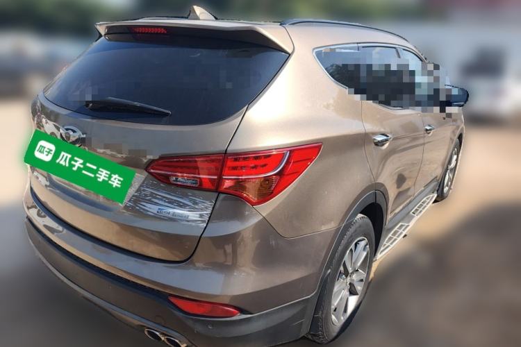 Used Hyundai Santa Fe Classic 2013 3.0L 4x4 Comfort Edition with Navigation 7 Seats Euro IV Rear Right 45 Deg