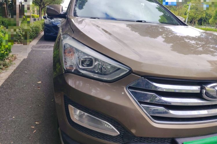 Used Hyundai Santa Fe Classic 2013 2.2T Four-Wheel Drive Comfort Edition with Navigation 7 Seats Right Front Headlight
