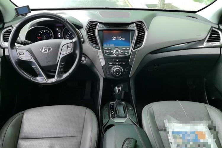 Used Hyundai Santa Fe Classic 2013 3.0L 4x4 Luxury Edition 7 Seats Euro V Center Console