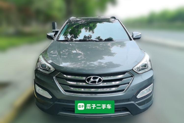 Used Hyundai Santa Fe Classic 2013 3.0L 4x4 Luxury Edition 7 Seats Euro V Front