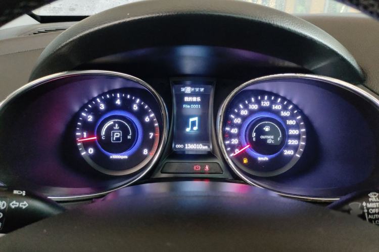 Used Hyundai Santa Fe Classic 2013 3.0L 4x4 Premium Edition 7-Seater Euro IV Instrument Cluster
