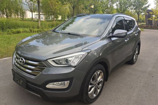 Used Hyundai Santa Fe Classic 2013 3.0L 4x4 Premium Edition 7-Seater Euro IV