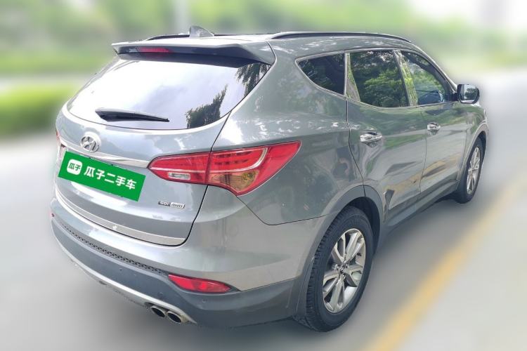 Used Hyundai Santa Fe Classic 2013 3.0L 4x4 Luxury Edition 7 Seats Euro V Rear Right 45 Deg