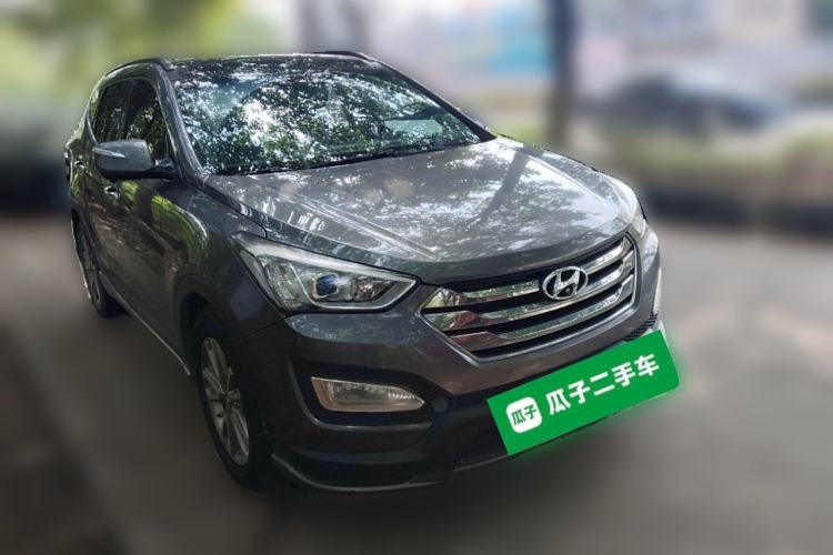 Used Hyundai Santa Fe Classic 2013 Revised Version 3.0L Four-Wheel Drive Luxury Edition Euro IV Front Right 45 Deg