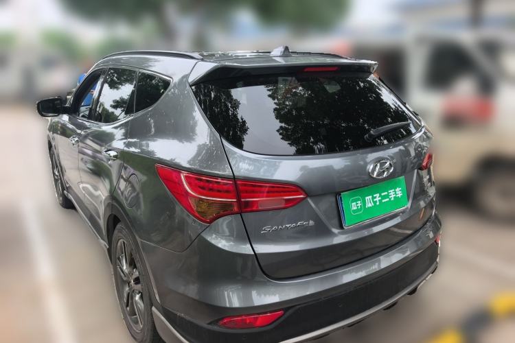 Used Hyundai Santa Fe Classic 2013 3.0L 4x4 Flagship Edition 7 Seats Euro IV Rear Left 45 Deg