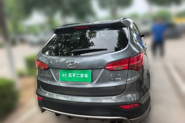 Used Hyundai Santa Fe Classic 2013 3.0L 4x4 Flagship Edition 7 Seats Euro IV Rear