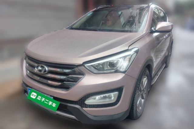 Used Hyundai Santa Fe Classic 2013 3.0L 4x4 Comfort Edition with Navigation 7 Seats Euro IV