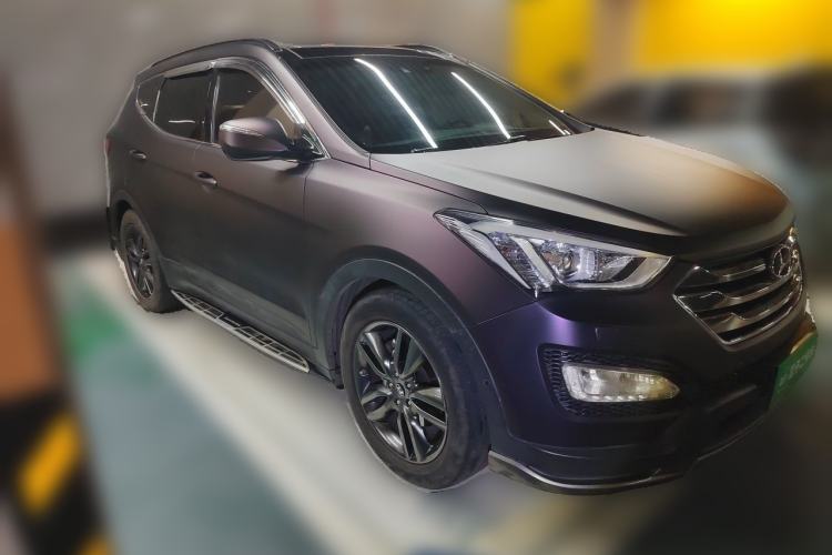 Used Hyundai Santa Fe Classic 2013 3.0L 4x4 Flagship Edition 7 Seats Euro IV Front Right 45 Deg