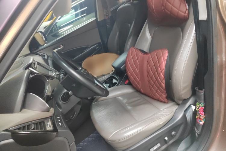 Used Hyundai Santa Fe Classic 2013 3.0L 4x4 Flagship Edition 7 Seats Euro IV Left Front Seat