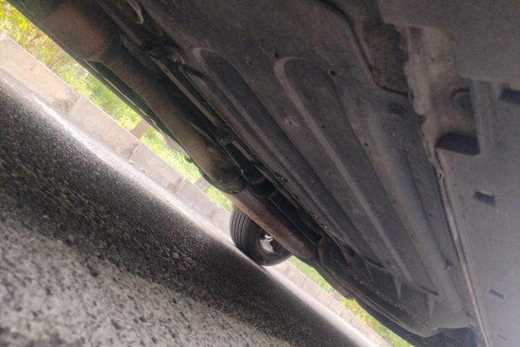 Used Hyundai Santa Fe Classic  Chassis Front Left