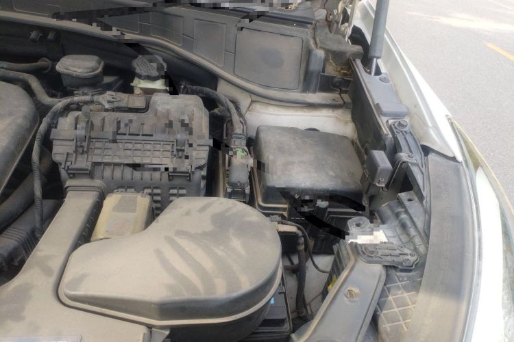 Used Hyundai Santa Fe Classic  Engine Bay Left