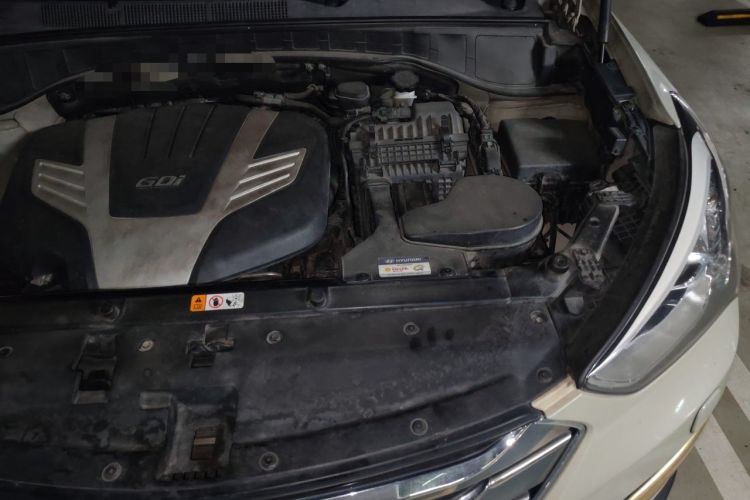 Used Hyundai Santa Fe Classic 2013 3.0L 4x4 Flagship Edition 7 Seats Euro IV Engine Bay Left
