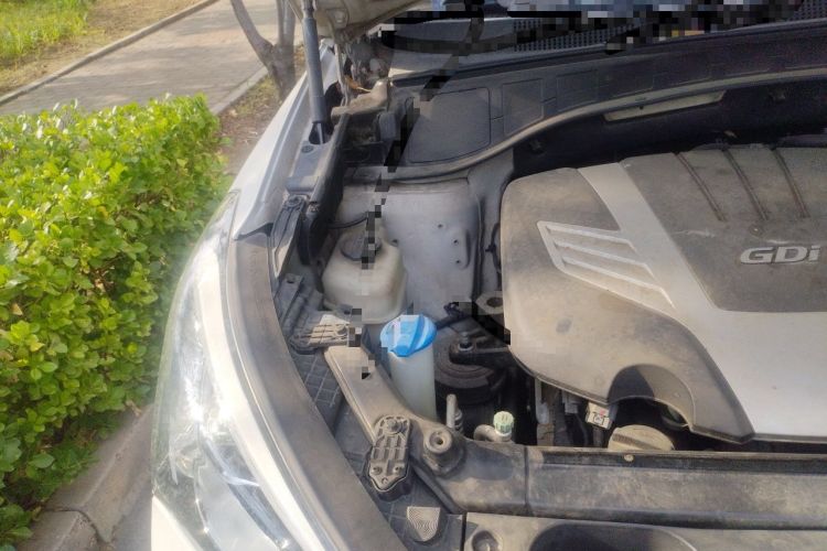 Used Hyundai Santa Fe Classic  Engine Bay Right