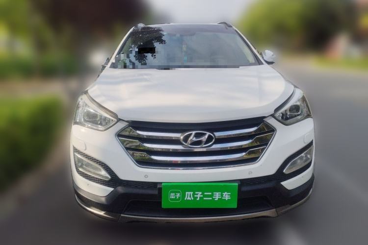 Used Hyundai Santa Fe Classic  Front
