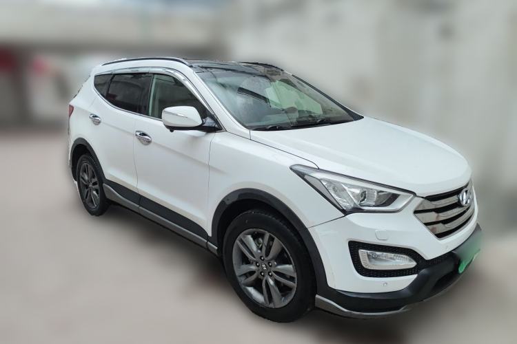 Used Hyundai Santa Fe Classic 2013 2.2T Four-Wheel Drive Flagship Edition 7 Seats Front Right 45 Deg