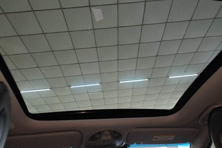 Used Hyundai Santa Fe Classic 2013 3.0L 4x4 Flagship Edition 7 Seats Euro IV Headliner