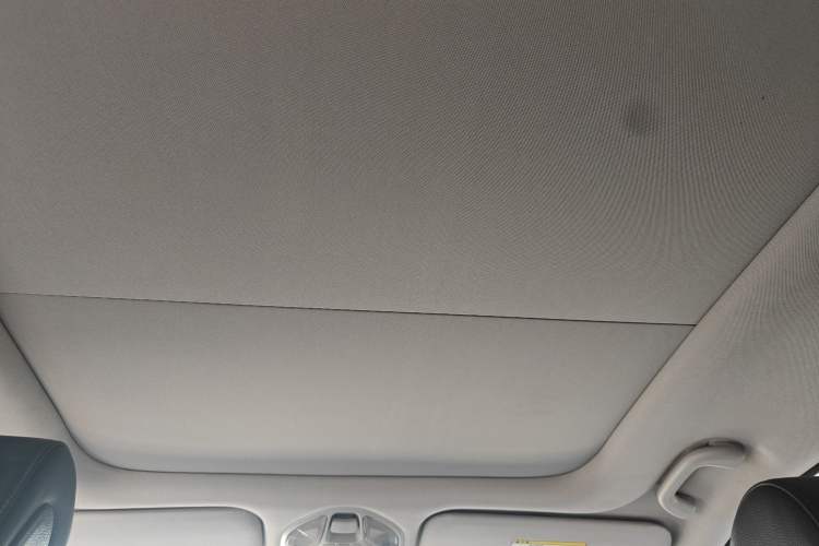Used Hyundai Santa Fe Classic 2013 Facelift 3.0L 4x4 Comfort Edition with Navigation Euro IV compliant Headliner