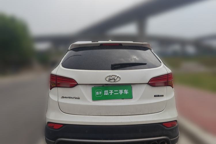 Used Hyundai Santa Fe Classic 2013 3.0L 4x4 Comfort Edition with Navigation 7 Seats Euro IV Rear