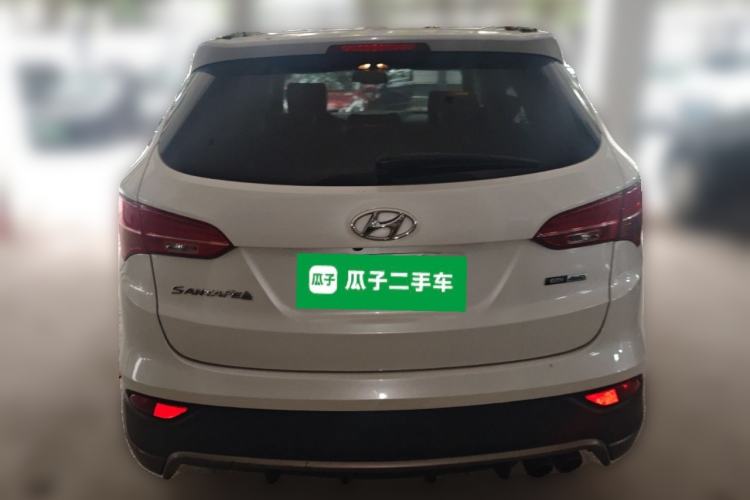 Used Hyundai Santa Fe Classic 2013 3.0L Four-Wheel Drive Luxury Edition 7 Seats Euro IV Rear