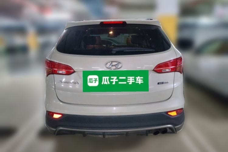 Used Hyundai Santa Fe Classic 2013 3.0L 4x4 Flagship Edition 7 Seats Euro IV Rear