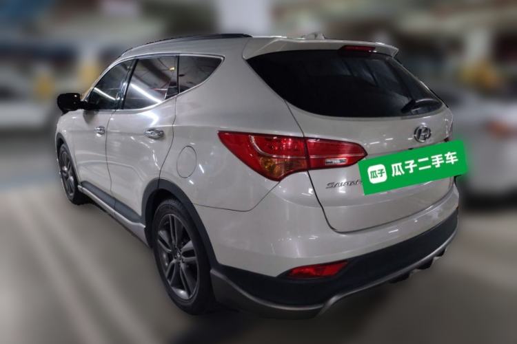 Used Hyundai Santa Fe Classic 2013 3.0L 4x4 Flagship Edition 7 Seats Euro IV Rear Left 45 Deg