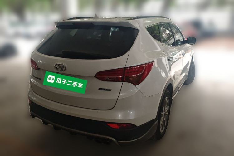 Used Hyundai Santa Fe Classic 2013 3.0L Four-Wheel Drive Luxury Edition 7 Seats Euro IV Rear Right 45 Deg