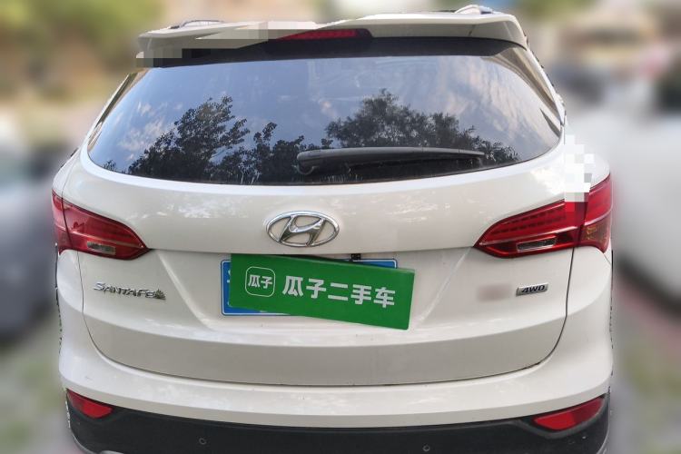 Used Hyundai Santa Fe Classic 2013 3.0L Four-Wheel Drive Comfort Edition 7 Seats Euro IV Rear