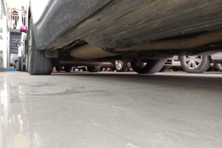Used Hyundai Santa Fe Classic 2013 3.0L 4x4 Premium Edition 7-Seater Euro IV Right Side Sill