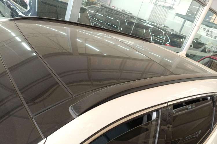 Used Hyundai Santa Fe Classic 2013 3.0L 4x4 Premium Edition 7-Seater Euro IV Roof