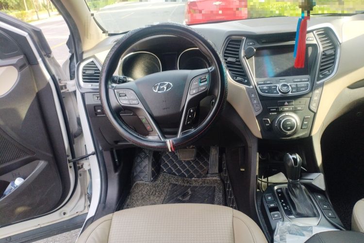 Used Hyundai Santa Fe Classic  Steering Wheel