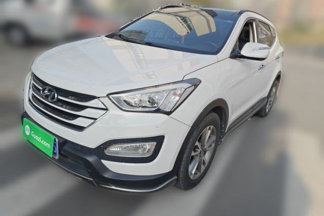 Used Hyundai Santa Fe Classic 2013 Facelift 3.0L 4x4 Comfort Edition with Navigation Euro IV compliant