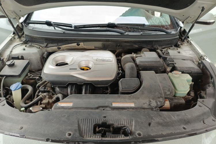 Used Hyundai Sonata 2016 2.0L Hybrid HL Luxury Version Engine Bay