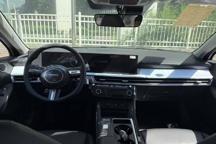 Used Hyundai Sonata 2024 1.5T Pro Interior 1